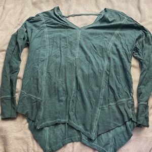 Maurice’s Teal Long Sleeve Women’s Shirt; size: XL